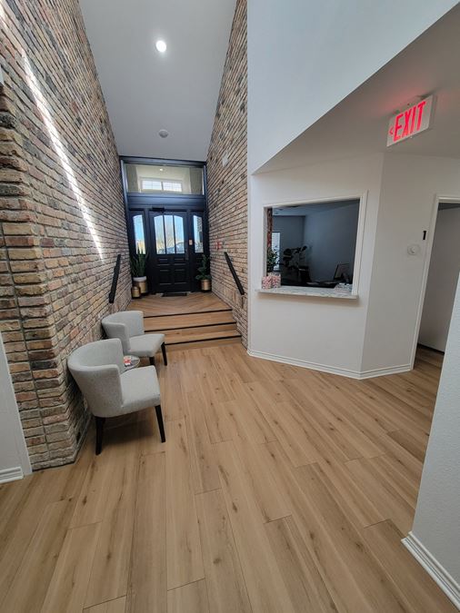 IH 35 Office Building