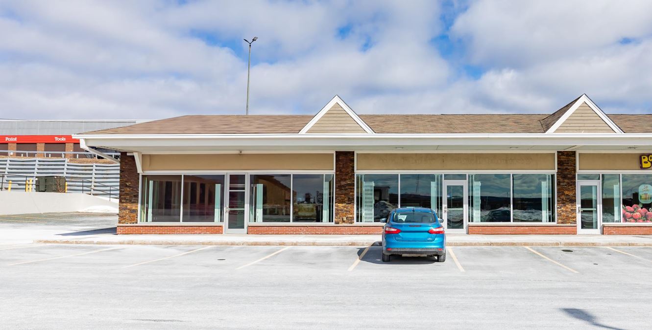 Hamlyn Road Plaza