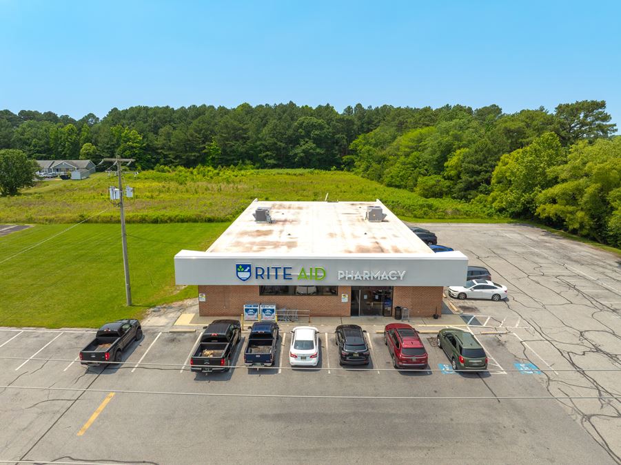 Versatile & Freestanding Retail/Flex Space