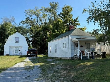 Multi-Family space for Sale at 2616-2626 Lindsay Ave, Louisville, KY in Louisville