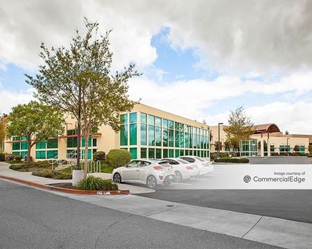 100 North Canyons Pkwy - Livermore