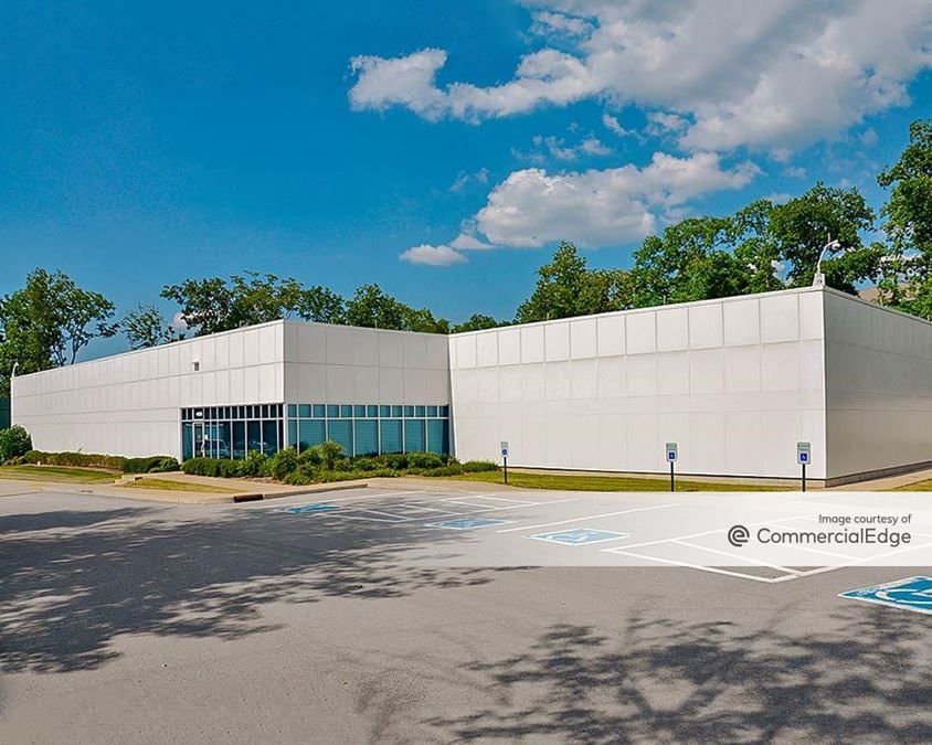 4022 Sells Drive 4022 Sells Drive Office Building