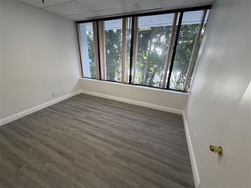 1280 SF Suite 301 Professional and Medical Office Space at