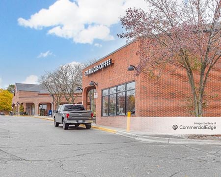 Commercial space for Rent at 3500 West Maple Road in Bloomfield Hills