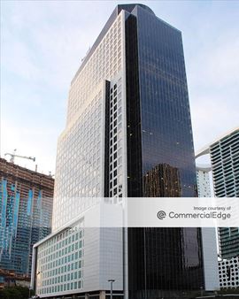 Brickell World Plaza