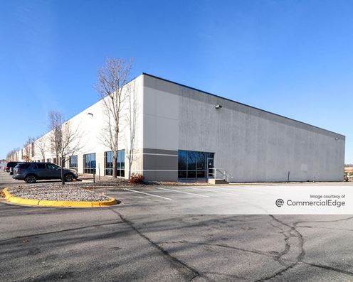 Flying Cloud Business Center