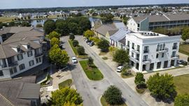 Mixed Use Commercial Building