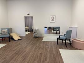 1260sf Former PT Suite Hwy 280