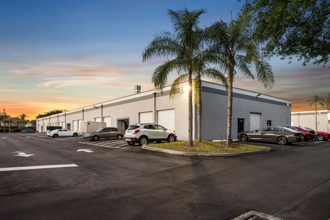 Boca Commerce Park