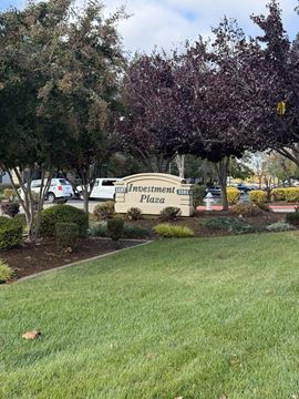 Investment Plaza