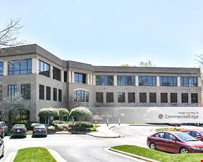 Mendenhall Oaks Business Park - Lakeside I