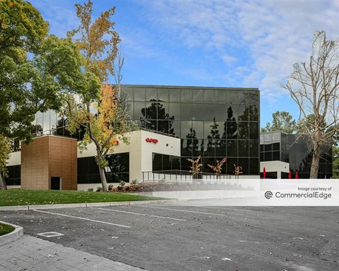 4410 El Camino Real