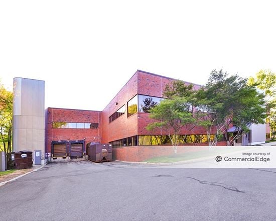 Ames Pond Corporate Center - 100 & 200 Ames Pond Drive