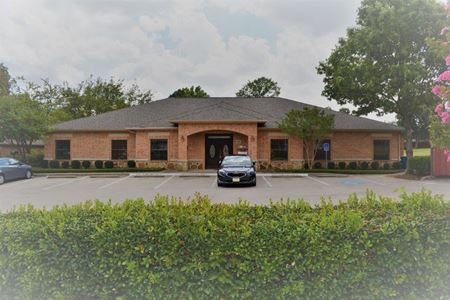 Photo of commercial space at 2309 Virginia Pkwy in McKinney