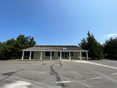 Photo of commercial space at 519-521 Montauk Highway in Amagansett