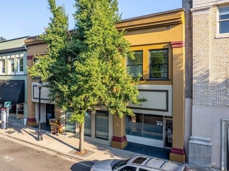 Photo of commercial space at 706-708 Main Street in Oregon City