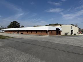 1682 Middle River Loop