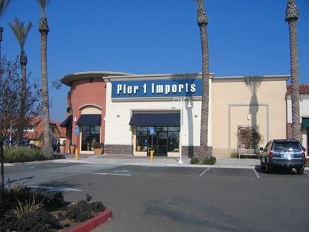 Retail space for Rent at 4016 S. Mooney Blvd. in Visalia