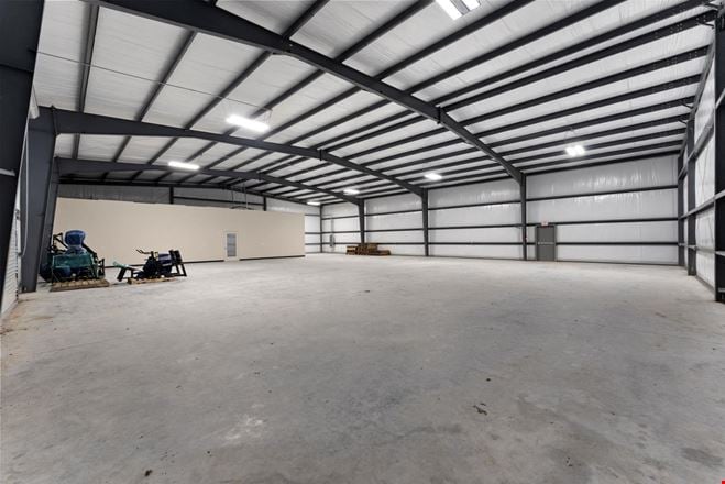 Building 7 - 25533 Richards Rd - Sublease