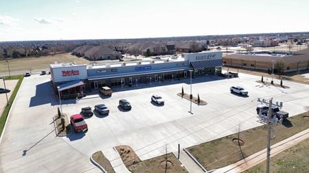Retail space for Rent at 5616 W Memorial Rd in Oklahoma City