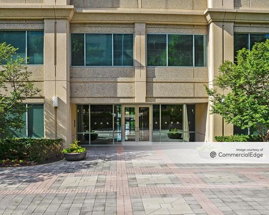 Highwoods Office Park - Cool Springs II