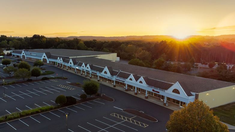 Fenn Road Plaza
