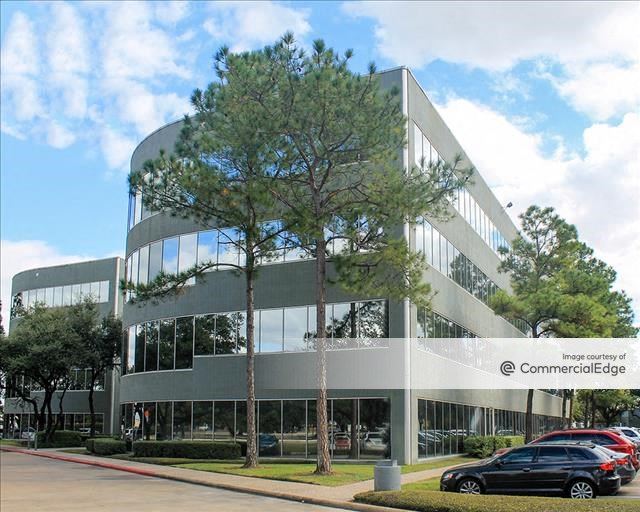 York Centre 10235 West Little York Road Office Building