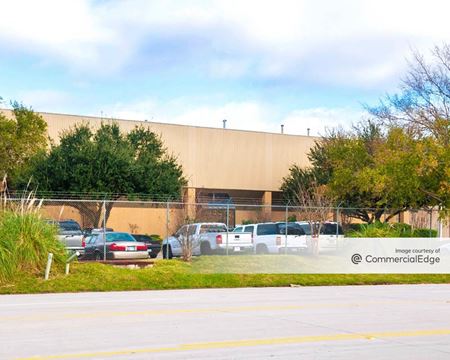 Commercial space for Rent at 1413 East Richey Road in Houston