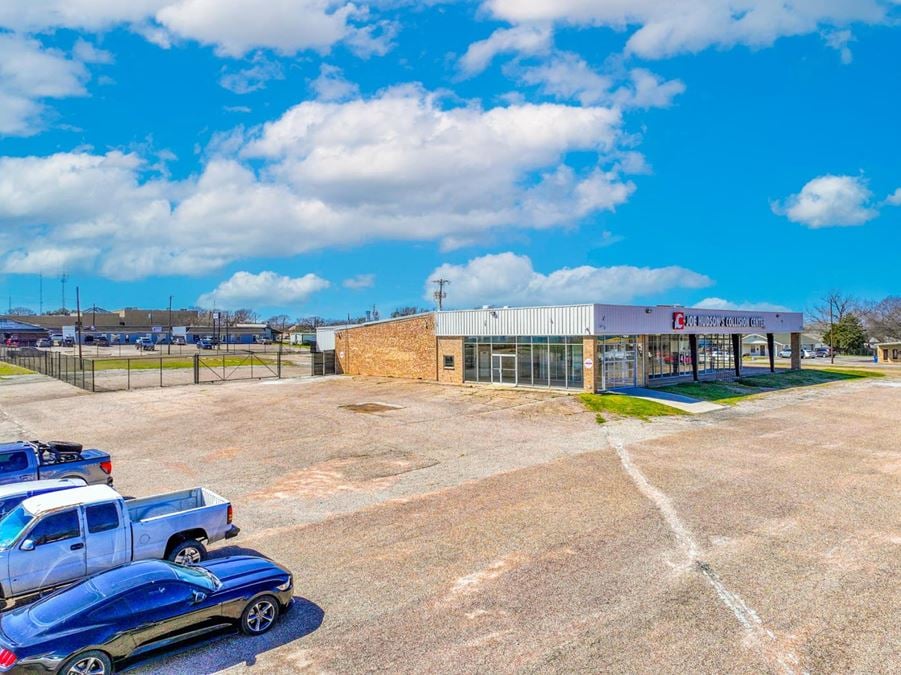 500 N Beaton St, Corsicana