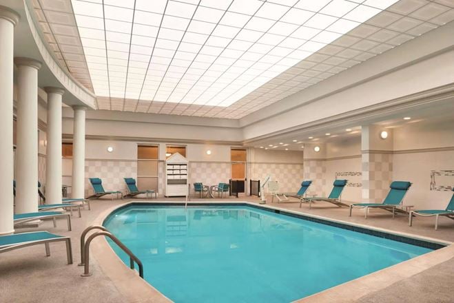 Radisson Cincinnati Riverfront