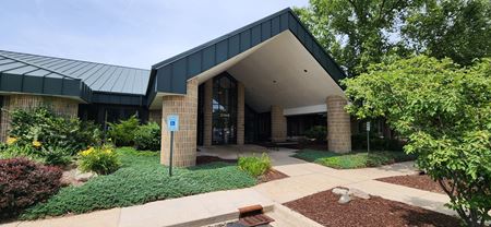 Commercial space for Rent at 2140 University Park Drive in Okemos