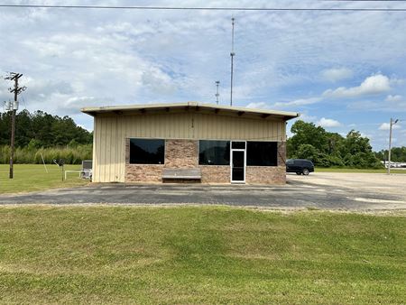Retail space for Sale at 6415 U.S. 43 in Jackson