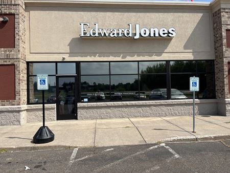 Retail space for Rent at 960 Elden Ave in Amery