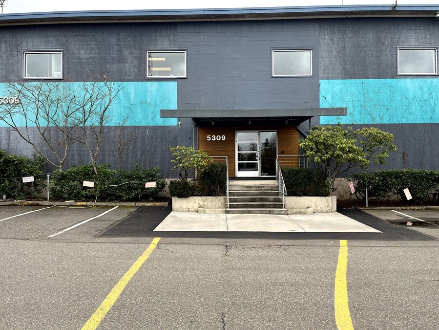 Salmon Bay Center