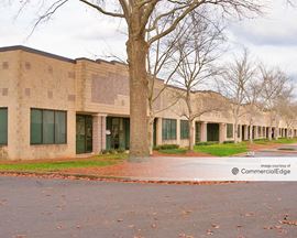 Camp Creek Business Center - 1400-2000 Centre Pkwy