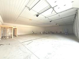 South Sioux City - Contractor Building