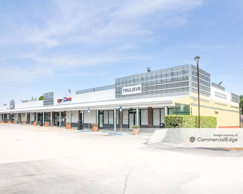 Market Square Shopping Center 4705 NW 183rd Street Retail Building