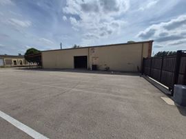 6802 Broad Avenue - Flex Space