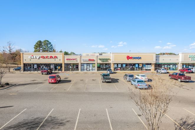 Ruston, Louisiana - Eagle Plaza
