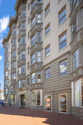Toronto Building (2000 P Street NW)