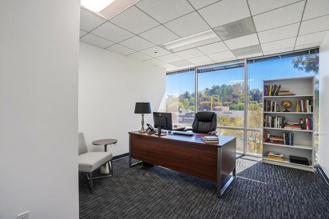 Barrister Executive Suites - Woodland Hills Corporate Center