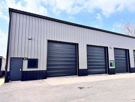 Industrial space for Rent at 1010 Contractors Circle in Bossier City