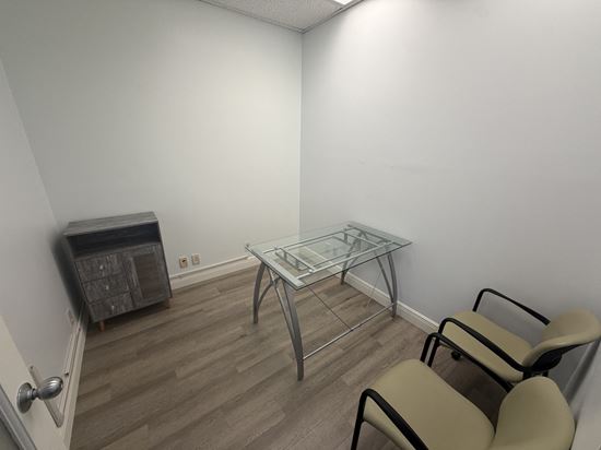 100 SF Suite 212-6 Professional and Medical Office Space