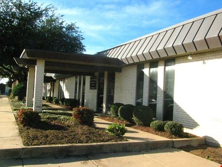 Photo of commercial space at 1615 Precinct Line Rd in Hurst