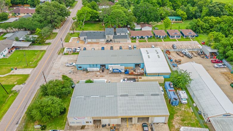 Baytown Flex Space Near I-10 & Hwy 146