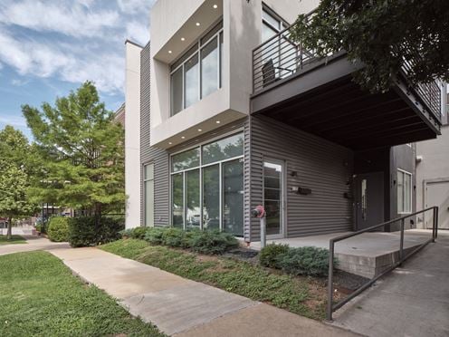 435 Northwest 12th Street, Suite A