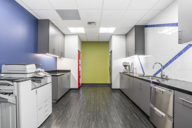 Encino Corporate Center