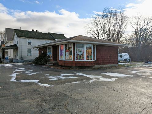 Crown Liquor