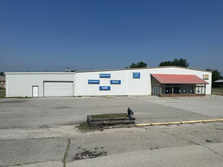 Photo of commercial space at 102 Lannell Drive in Grove