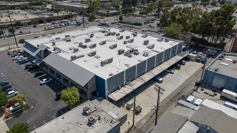 901 West Alameda